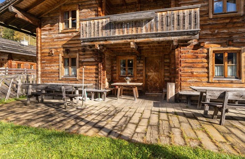 Untertauern House | Wonderful private villa for 17 guests with WIFI, TV and balcony