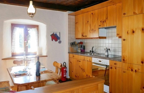 Blenio House | Wonderful private villa for 2 guests with WIFI, TV, patio, panoramic view and parking