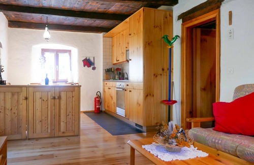Blenio House | Wonderful private villa for 2 guests with WIFI, TV, patio, panoramic view and parking