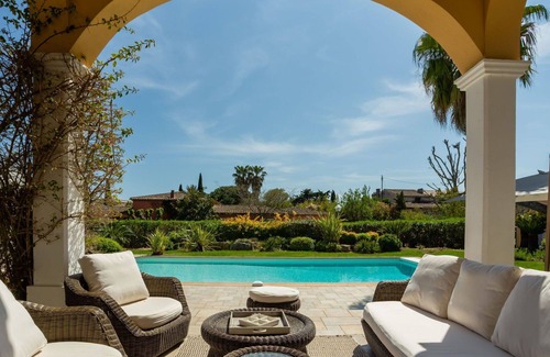 Les Restanques Villa | Wonderful private villa with A/C, WIFI, private pool, TV, terrace, pets allowed and parking