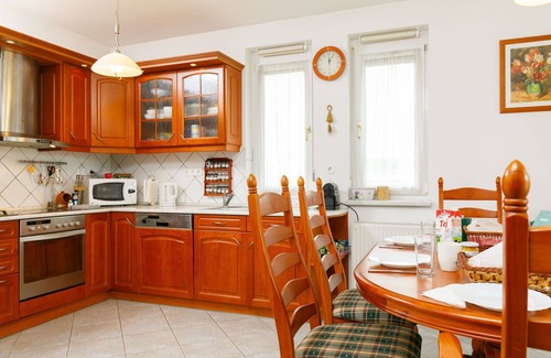 Balatonoszod House | Wonderful private villa for 10 people with WIFI, A/C, TV and terrace