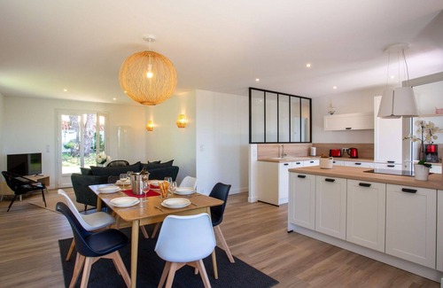 Prefailles House | Wonderful private villa for 6 people with private pool, WIFI, TV and terrace