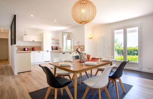 Prefailles House | Wonderful private villa for 6 people with private pool, WIFI, TV and terrace