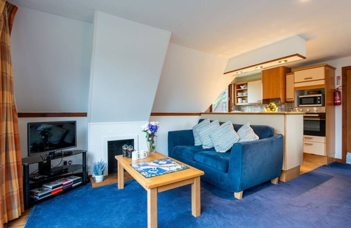 South Laggan House | Wonderful private villa for 6 people with WIFI, TV, terrace, pets allowed and panoramic view