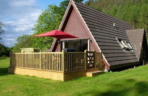 South Laggan House | Wonderful private villa for 6 people with WIFI, TV, terrace, pets allowed and panoramic view