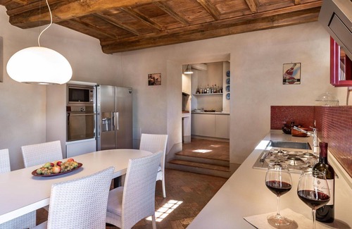 Villabuona Villa | Wonderful private villa with private pool, WIFI, TV, patio and panoramic view, close to Lucca