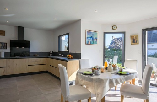 Beg-Meil House | Wonderful private villa for 4 people with WIFI, TV, terrace and pets allowed