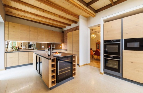 Monteu Roero Villa | Wonderful private villa for 26 guests with private pool, WIFI, A/C and patio, close to Alba