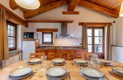 Sampeyre House | Wonderful private villa for 9 people with TV and patio