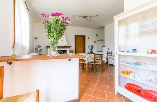 Scandicci Villa | Wonderful private villa for 4 guests with WIFI, TV, patio, pets allowed, panoramic view and park.