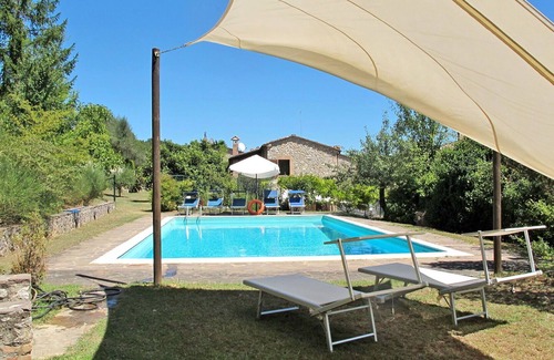 Simignano Villa | Wonderful private villa with private pool, WIFI, TV, terrace, pets allowed, panoramic view, parking