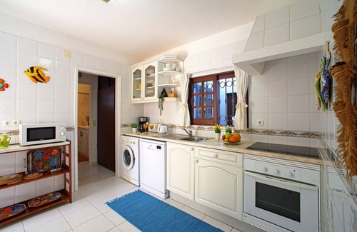 Alpouvar Villa | Wonderful private villa for 4 people with WIFI, A/C, private pool, TV and patio
