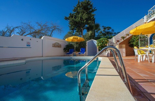 Alpouvar Villa | Wonderful private villa for 4 people with WIFI, A/C, private pool, TV and patio