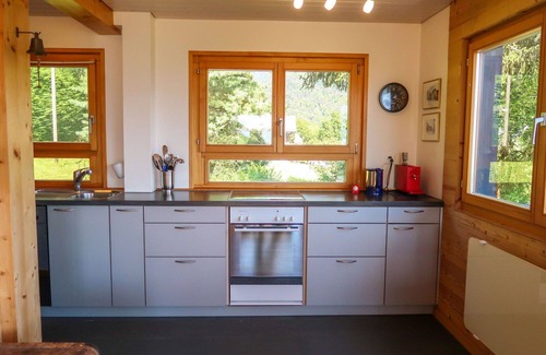 Montreux House | Wonderful private villa for 4 people with WIFI, terrace and panoramic view