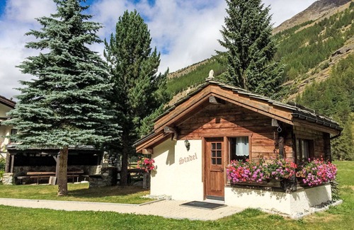 Saas Grund House | Wonderful private villa for 2 people with WIFI, TV, patio, pets allowed and panoramic view