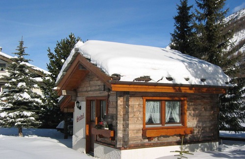 Saas Grund House | Wonderful private villa for 2 people with WIFI, TV, patio, pets allowed and panoramic view