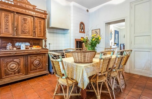 Plage d'Argeles Villa | Wonderful private villa for 16 guests with private pool, WIFI, TV, patio and pets allowed