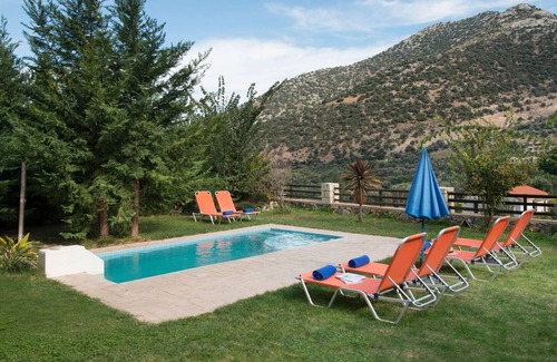 Vlichada Villa | Wonderful private villa with A/C, WIFI, private pool, TV, balcony, panoramic view and parking