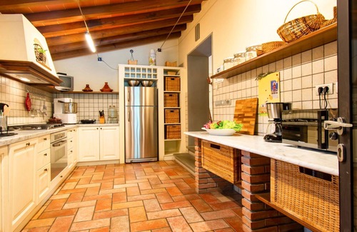 Dicomano Villa | Wonderful private villa with hot tub, A/C, private pool, WIFI, TV, balcony and pets allowed