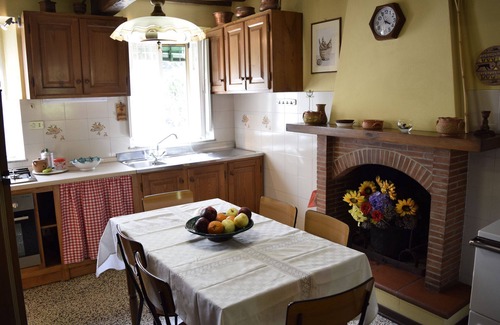 Villabuona Villa | Wonderful private villa for 6 people with WIFI, private pool, TV and pets allowed