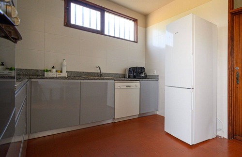 Viana do Castelo House | Wonderful private villa for 9 guests with WIFI, TV and terrace