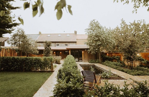 Klemskerke House | Wonderful private villa for 12 people with WIFI, TV and patio