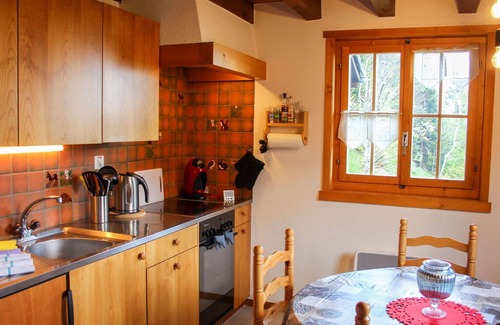 Moleson House | Wonderful private villa for 5 people with WIFI, TV, terrace, pets allowed and panoramic view