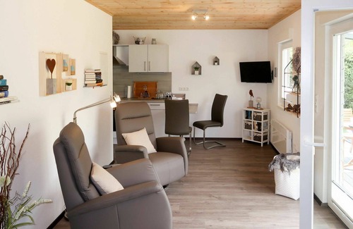 Kirburg House | Wonderful private villa for 2 people with TV and terrace