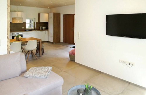 Hofstetten House | Wonderful private villa for 4 people with A/C, WIFI, TV and patio