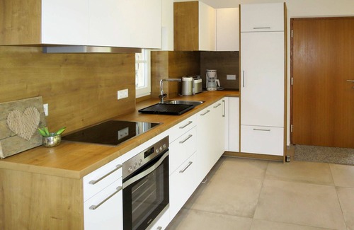 Hofstetten House | Wonderful private villa for 4 people with A/C, WIFI, TV and patio