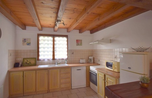 Blanquefort-sur-Briolance Villa | Wonderful private villa for 5 people with private pool, hot tub, WIFI, TV, terrace and pets allo.