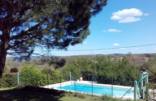 Saint-Amand-de-Coly Villa | Wonderful private villa with WIFI, private pool, TV, terrace, panoramic view and parking