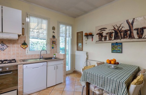 Artallo Villa | Wonderful private villa for 4 people with WIFI, A/C, TV, patio and panoramic view