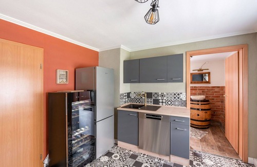 Oybin House | Wonderful private villa for 10 guests with hot tub, WIFI, TV, patio and pets allowed