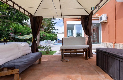 Denia Villa | Wonderful private villa for 6 people with A/C, private pool, WIFI, TV, patio and parking