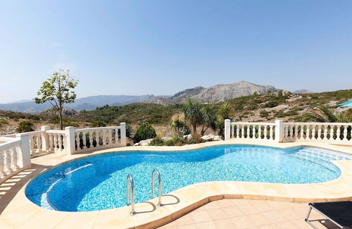 Rafol de Almunia Villa | Wonderful private villa for 5 guests with WIFI, private pool, A/C, TV, patio and panoramic view