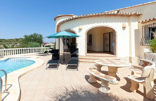 Rafol de Almunia Villa | Wonderful private villa for 5 guests with WIFI, private pool, A/C, TV, patio and panoramic view