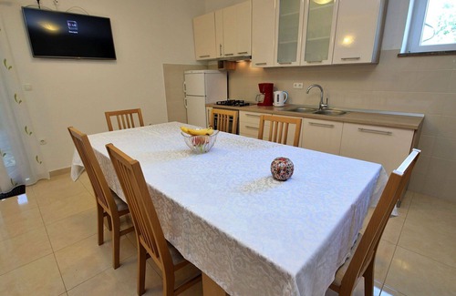 Caporice House | Wonderful private villa for 7 guests with A/C, private pool, WIFI, TV and terrace