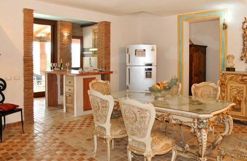 Itri Villa | Wonderful private villa for 14 people with WIFI, A/C, private pool, TV, patio and pets allowed