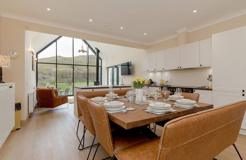 Maybole House | Wonderful private villa for 8 people with WIFI, TV, terrace, pets allowed and panoramic view
