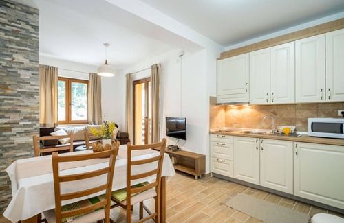 Senj House | Wonderful private villa for 12 people with private pool, WIFI, TV, terrace and pets allowed