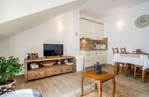 Senj House | Wonderful private villa for 12 people with private pool, WIFI, TV, terrace and pets allowed