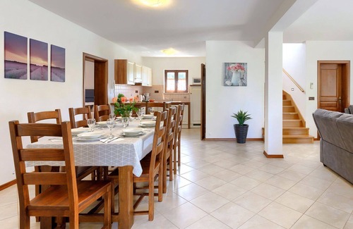 Vosteni Villa | Wonderful private villa for 8 people with private pool, WIFI, A/C, hot tub, TV and patio