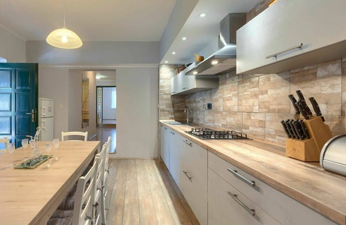 Divsici House | Wonderful private villa for 8 people with private pool, A/C, WIFI, TV, terrace and pets allowed