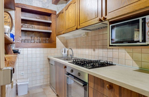 Stankovci House | Wonderful private villa for 8 people with A/C, WIFI, private pool, TV and patio