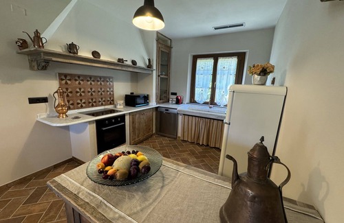 Santa Maria del Giudice Villa | Wonderful private villa for 7 people with A/C, WIFI, TV, veranda, pets allowed and panoramic view