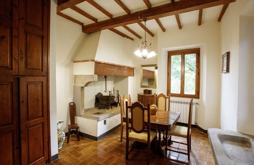 Porrena Villa | Wonderful private villa with private pool, WIFI, TV, patio, pets allowed and panoramic view