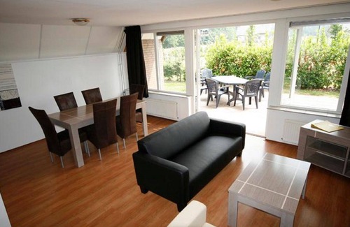Susteren House | Wonderful private villa for 6 guests with pool, WIFI, TV and terrace