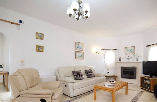 La Canuta Villa | Wonderful private villa with A/C, private pool, WIFI, TV, patio, panoramic view and parking