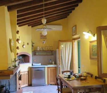 Pistoia House | Wonderful Rustic Cottage with Garden-Only Adults